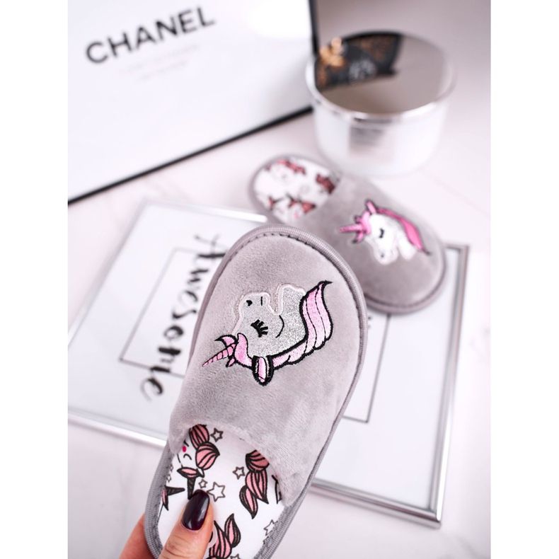 Pantuflas Infantiles Unicornio Gris Con Unicornio 2