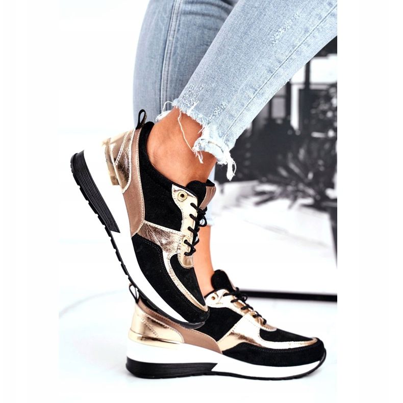 Vinceza Deportivo mujer piel negro y dorado 21-7777 2