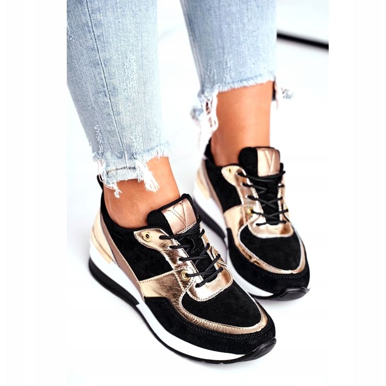 Vinceza Deportivo mujer piel negro y dorado 21-7777 4