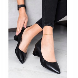 Goodin Bombas en un pilar bajo negro 2