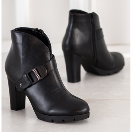 Sabatina Botas de moda en el poste. negro 2