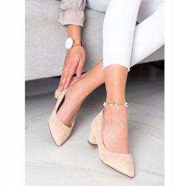 Goodin Zapatos de tacón beige en Spitz 1