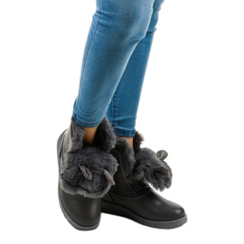 Botas grises con aislamiento de Alrindra 1 Botas grises con aislamiento de Alrindra 1