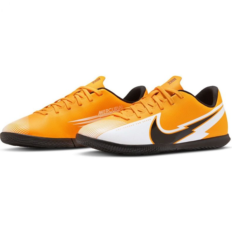 Zapatos de fútbol Nike Mercurial Vapor 13 Club Ic Jr AT8169 801 amarillo amarillo 1