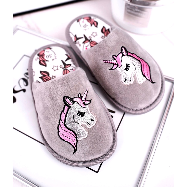 Pantuflas Infantiles Unicornio Gris Con Unicornio rosado plata 1 Pantuflas Infantiles Unicornio Gris Con Unicornio rosado plata 1