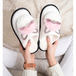 Bona Pantuflas Con Circonita Cúbica blanco rosado 2