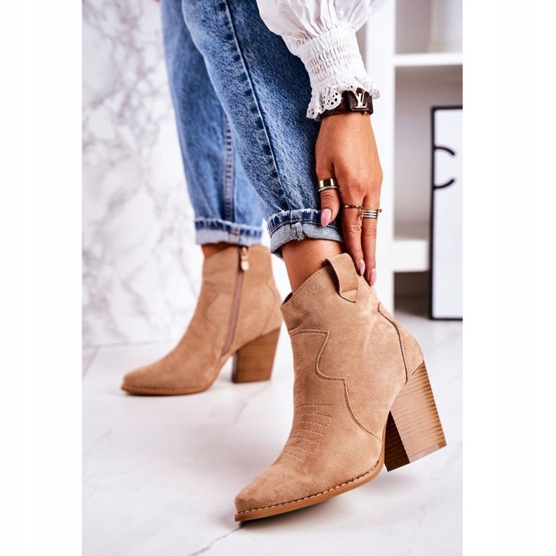 MSMG Botas de vaquero cálidas para mujer en un tacón beige Margaret 2