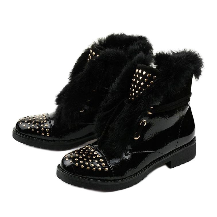 Botas Feminine lacadas planas negras con aislamiento negro 1 Botas Feminine lacadas planas negras con aislamiento negro 1