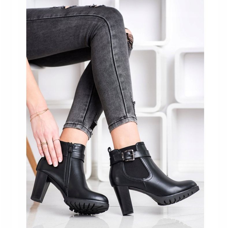 Queen Vivi Botas cómodas de tacón alto negro 1