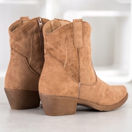 Ideal Shoes Botas de vaquero con ante beige 3