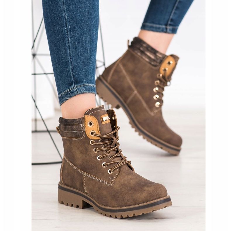 SDS Tramperos con estilo marrón 1