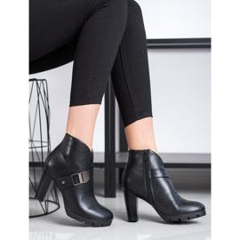 Sabatina Botas de moda en el poste. negro 4