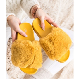 Bona Chanclas de moda con piel amarillo 2