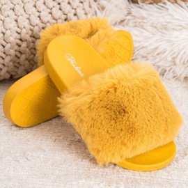 Bona Chanclas de moda con piel amarillo 4