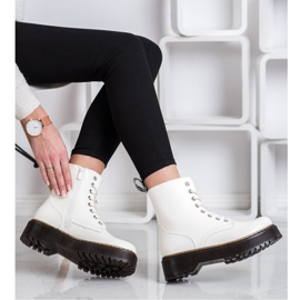 SHELOVET Botas calientes en la plataforma. blanco 3