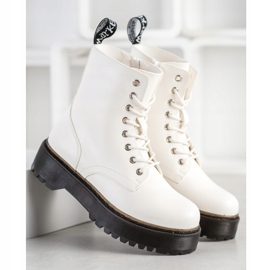 SHELOVET Botas calientes en la plataforma. blanco 2