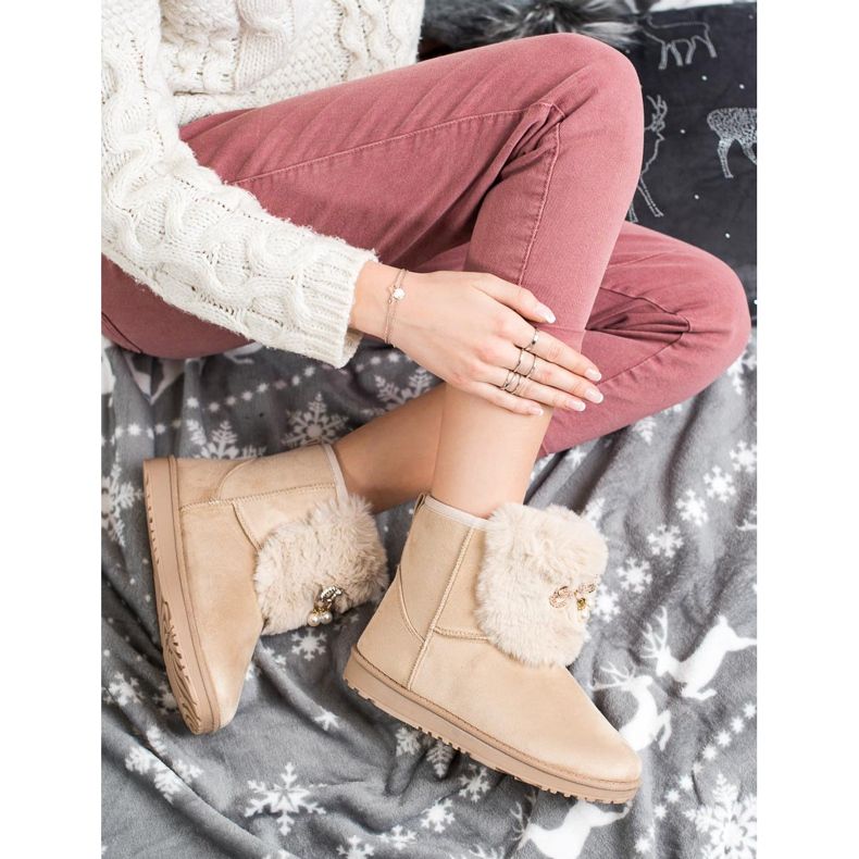 Queentina Mukluki cálido con adorno beige 1