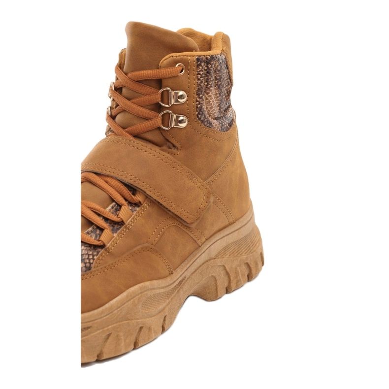 Vices Tornillos 8482-68-camel marrón 1 Vices Tornillos 8482-68-camel marrón 1