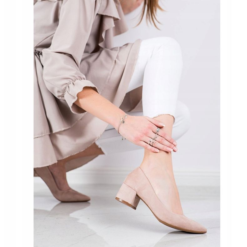 SHELOVET Bombas en tacones bajos beige rosado 2