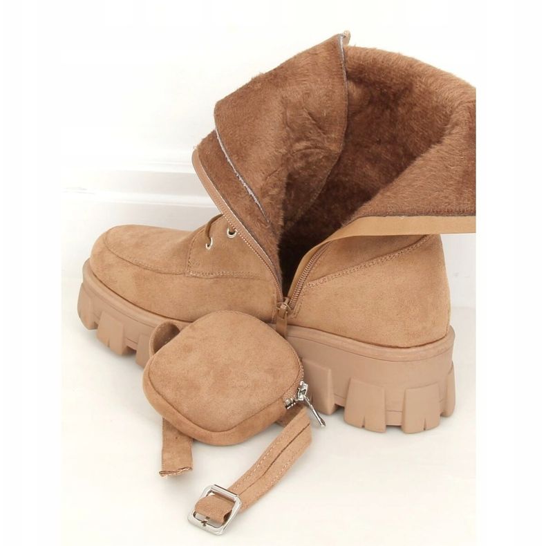 Botas con monedero beige NC1111 Khaki caqui 2