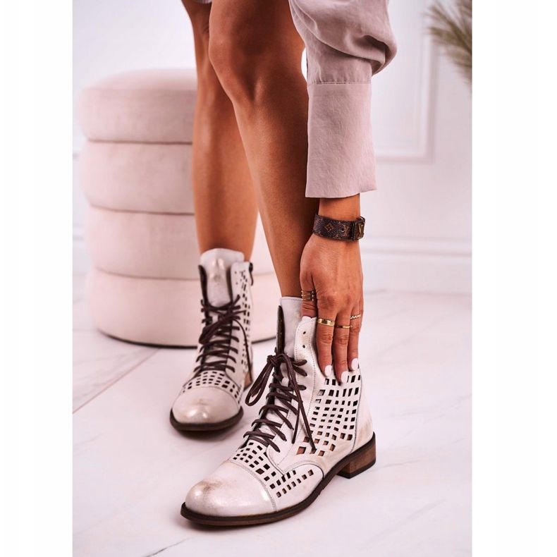 Nicole Botas de mujer de piel calada blanca Abigail blanco 2