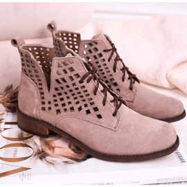 Nicole Botas Susannah Cappuccino de ante calado para mujer marrón 5