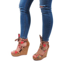 Sandalias de cuña atadas 3686 Camel marrón 1
