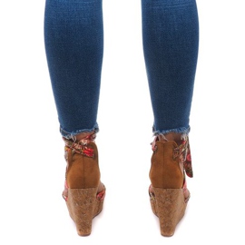 Sandalias de cuña atadas 3686 Camel marrón 5