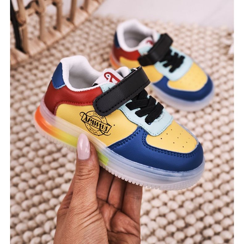 Apawwa Calzado deportivo para niños con scooter multicolor con suela ligera LED azul amarillo 2