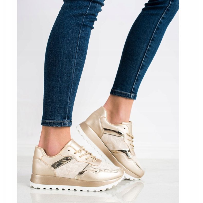 Bestelle Zapatillas con estilo beige 2 Bestelle Zapatillas con estilo beige 2