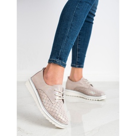 Kylie Brogues de cuero en la plataforma beige 1