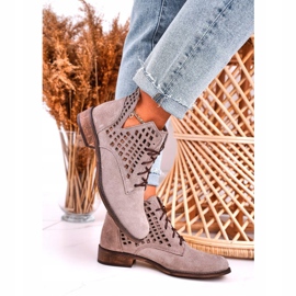 Nicole Botas Susannah Cappuccino de ante calado para mujer marrón 8