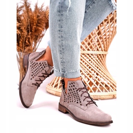 Nicole Botas Susannah Cappuccino de ante calado para mujer marrón 9