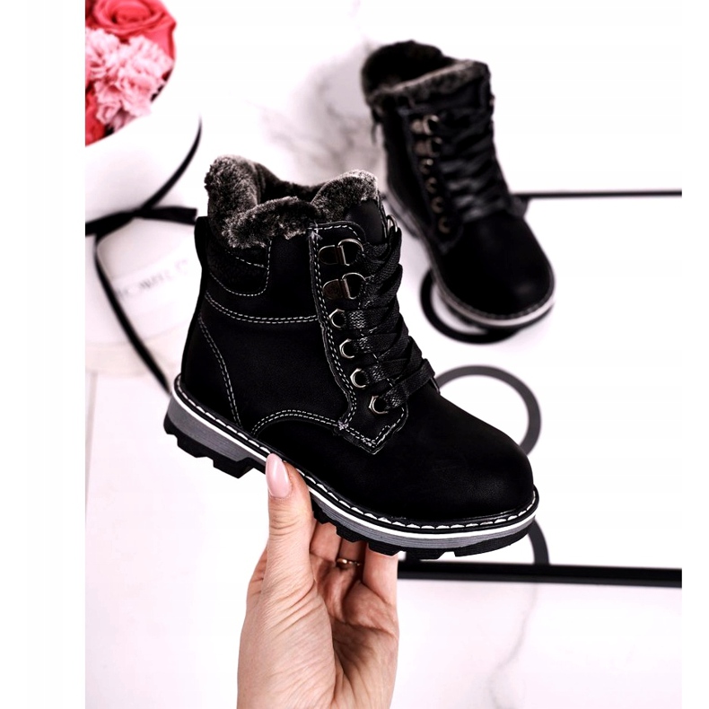 Tramperos para niños aislados con piel Black Luke negro 3