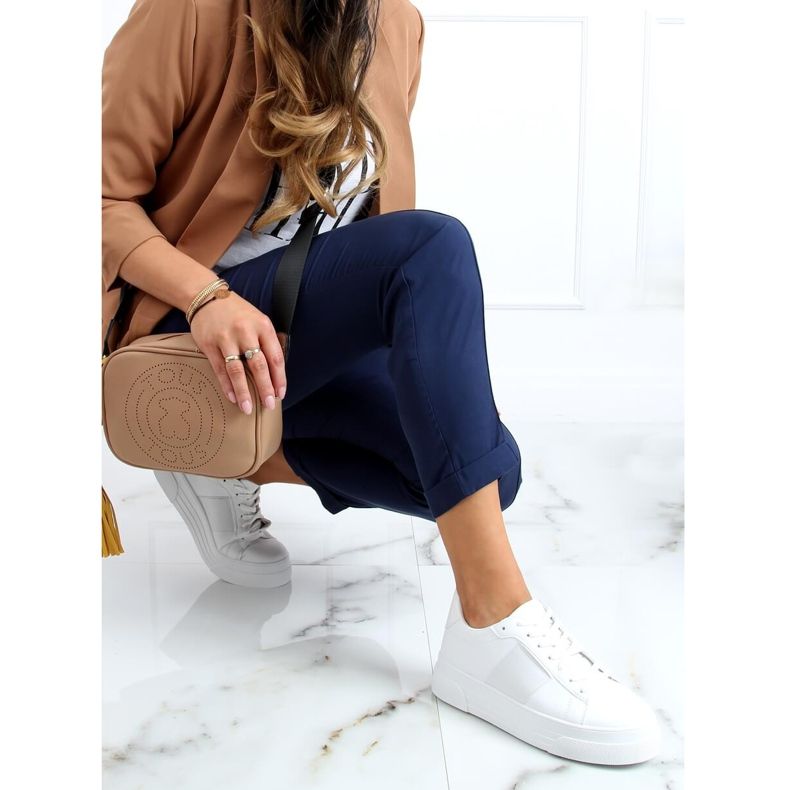 Zapatillas blancas sobre suela alta LA133P Blanco 2