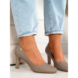 PJ1 Bombas clásicas en la barra de capuchino Eleanor beige 4