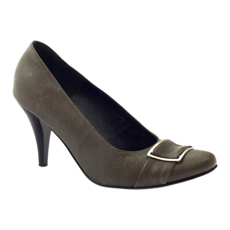 Bombas de cuero gris con una clamp de korda plateada 1 Bombas de cuero gris con una clamp de korda plateada 1