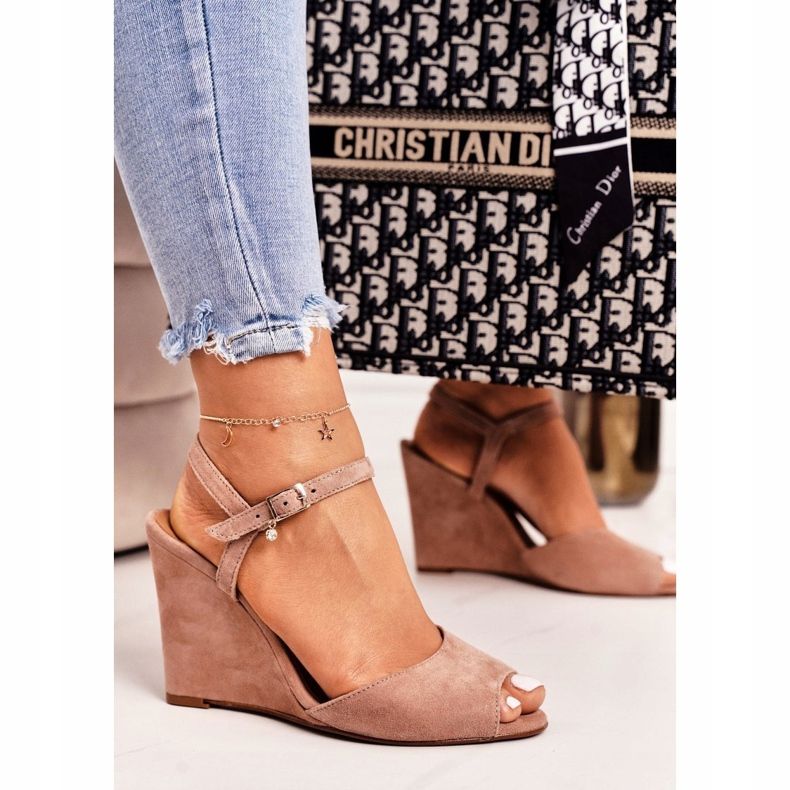 Sandalias Cuña Ante Laura Messi 2253 Rosa Polvo rosado 1