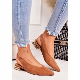 Bailarinas De Ante Con Tacones Dorados Laura Messi 2127 Camel marrón 3