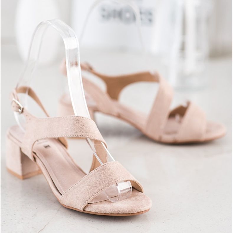 Kylie Sandalias beige en barra baja 2