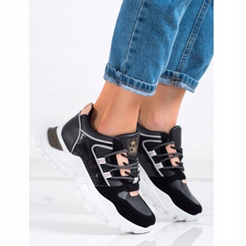SHELOVET Zapatillas con estilo negro 1