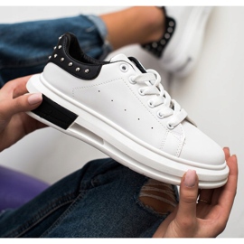 SHELOVET Zapatillas con tachuelas blanco negro 2