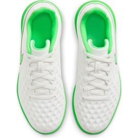 Zapatos de fútbol Nike Tiempo Legend 8 Club Ic Jr AT5882030 blanco blanco 4