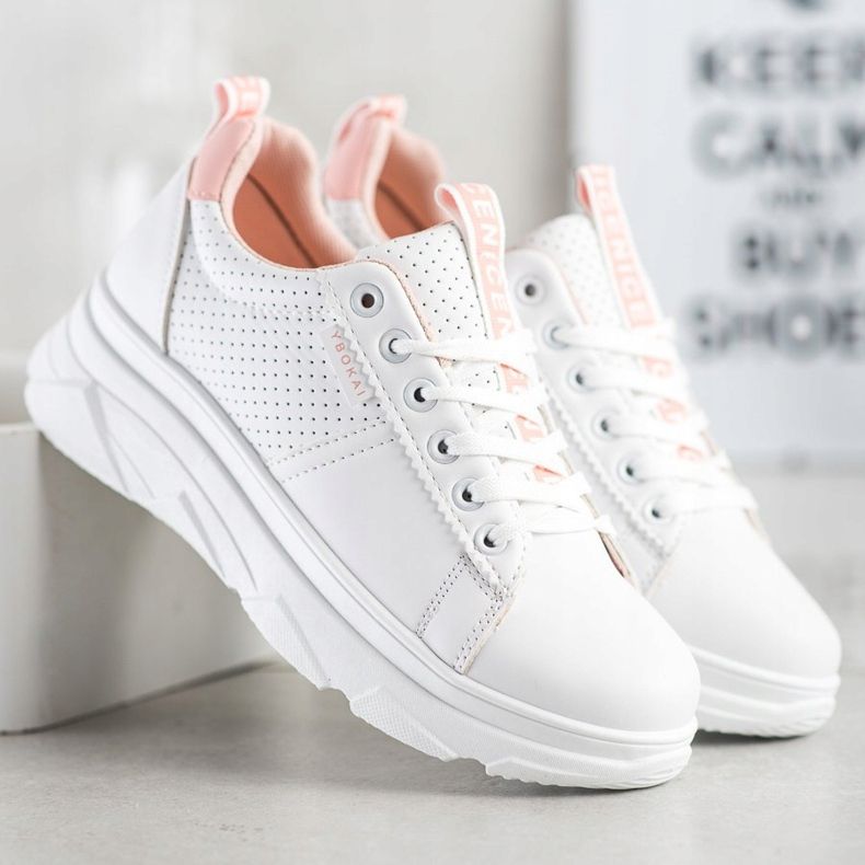 SHELOVET Zapatillas en la plataforma blanca agradable blanco 1