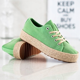 Kylie Alpargatas con estilo verde 3