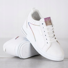 SHELOVET Zapatos blancos con cuña oculta 1 SHELOVET Zapatos blancos con cuña oculta 1