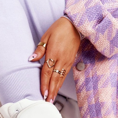 PS1 Botas de trabajadores en la plataforma con el riñón Sábado Blanco 1