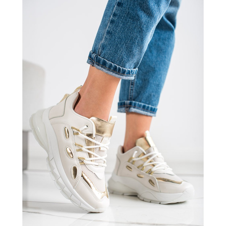 SHELOVET Zapatillas de deporte de cuero ecológico con estilo beige dorado 1