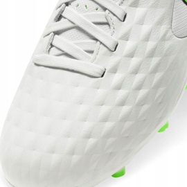 Zapatos de fútbol Nike Tiempo Legend 8 Academy FG / MG Junior AT5732 030 blanco blanco 5