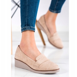 Suede Lords en la cuña VINCEZA beige 1